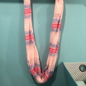 Infinity scarf